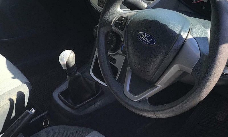 Ford Fiesta 1.4 Tdci...