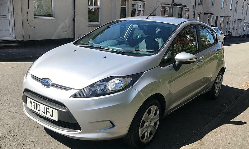 Ford Fiesta 1.4 Tdci...