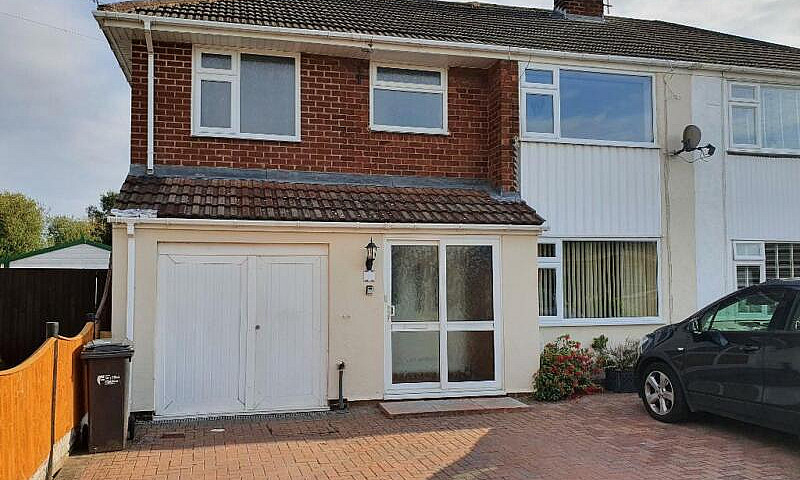 4 Bedroom House In H...