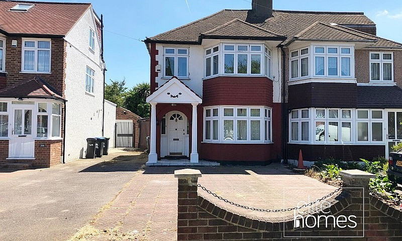 4 Bedroom Semi-Detac...