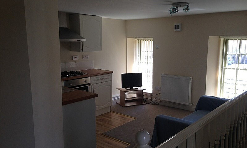 Unique 1 Bedroom Fla...