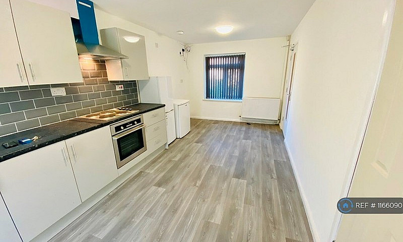 1 Bedroom In Varden ...