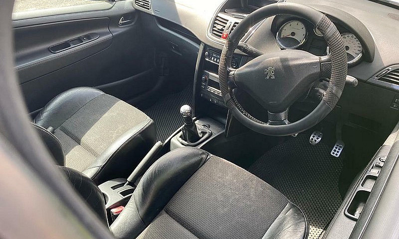Peugeot 207 1.6 Dies...
