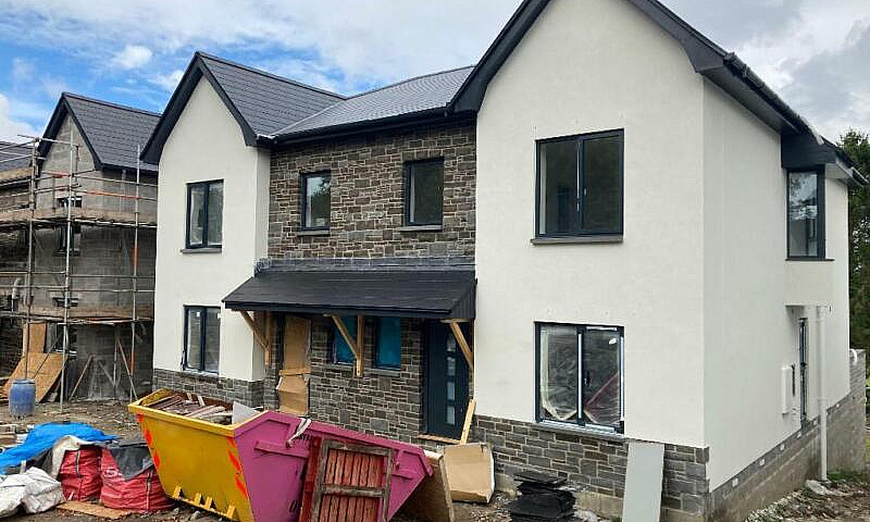 4 Bedroom House In C...