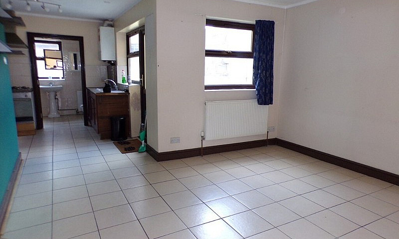 Spacious One Bedroom...