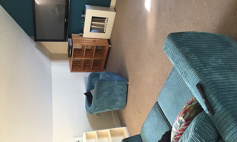 2 Bedroom Flat To Re...