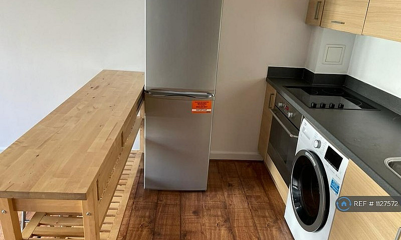 Studio Flat In Herit...