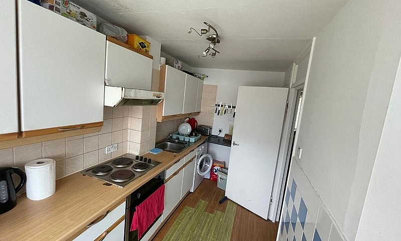 One Bedroom Flat Fir...