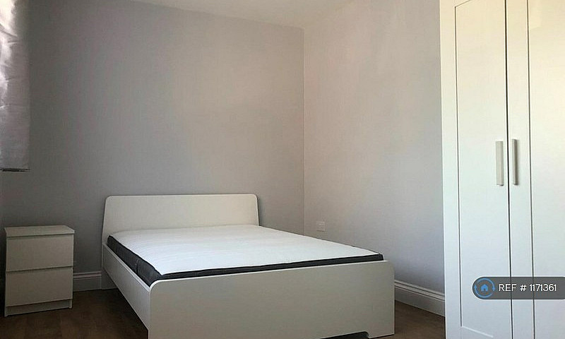 1 Bedroom In Florenc...