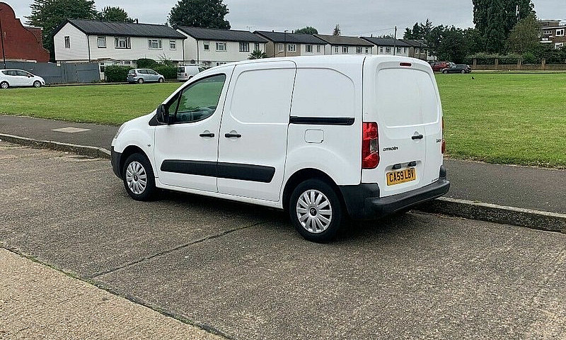 2010 Citroen Berling...