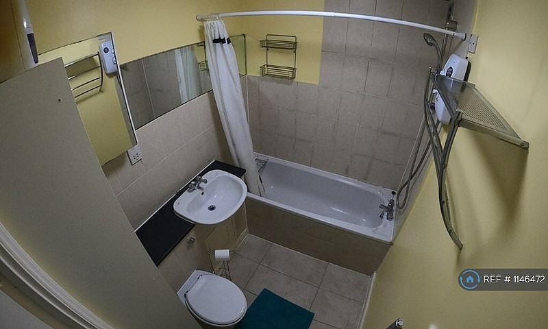 1 Bedroom Flat In Up...