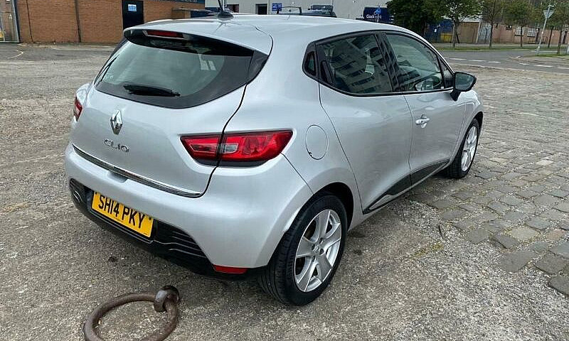 Renault Clio 1.2 Pet...