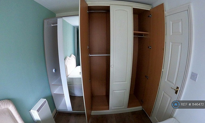 1 Bedroom Flat In Up...