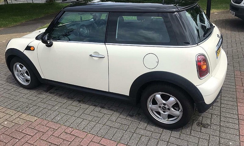 Mini Cooper 1.6 Petr...