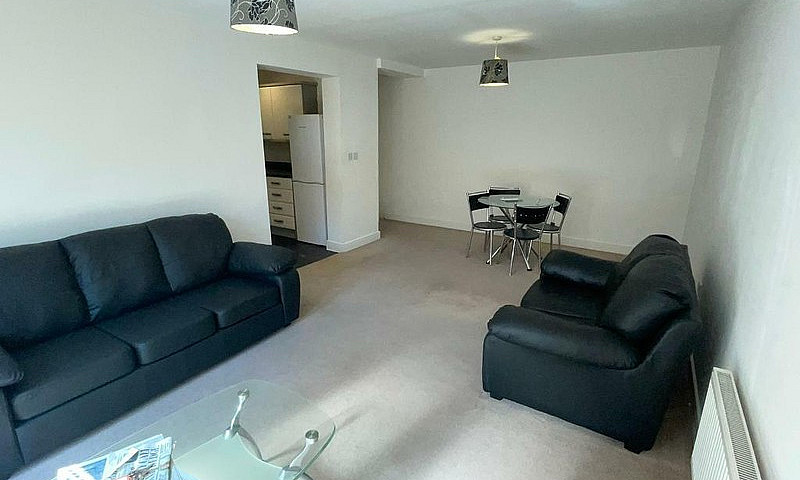 2 Bedroom 2 Bathroom...