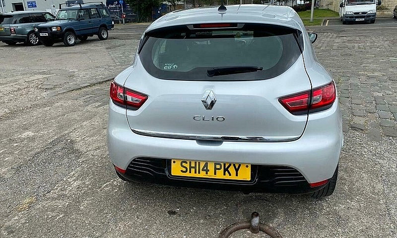 Renault Clio 1.2 Pet...