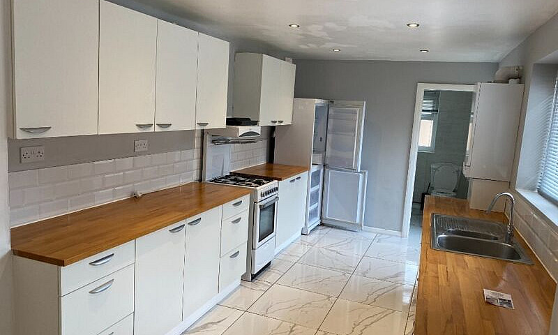 Newly Refurbished 3/...