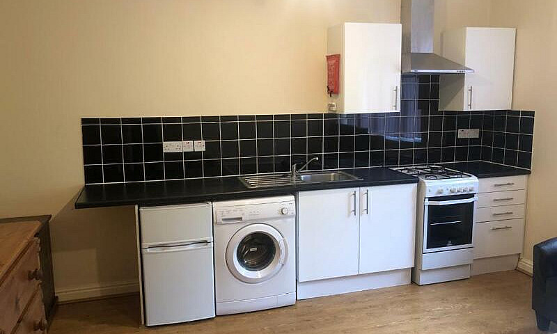 Studio Flat Uob Edgb...