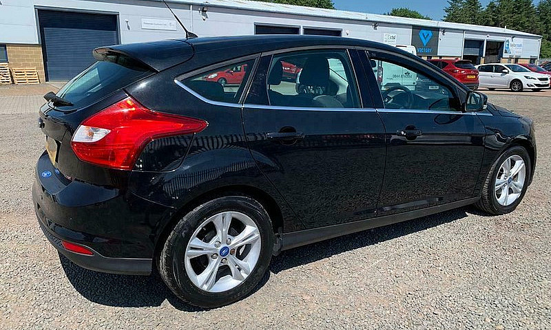 Ford Focus Zetec 1.6...