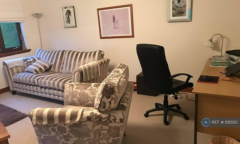 1 Bedroom In Kirkton...