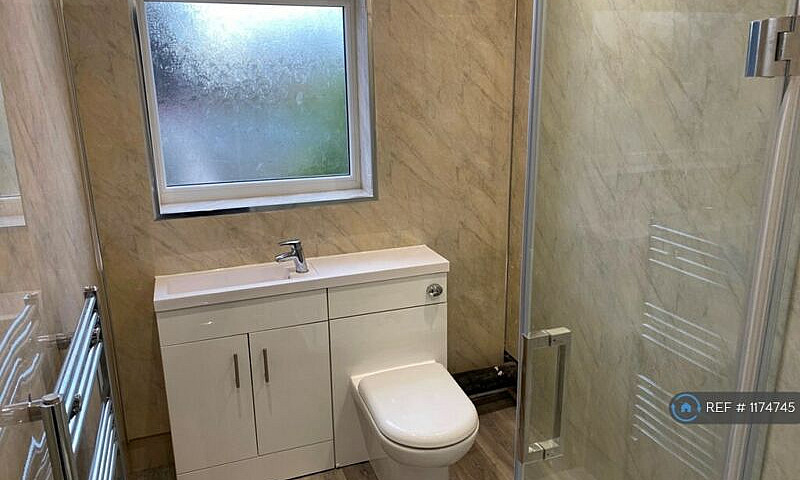 1 Bedroom In Breeze ...