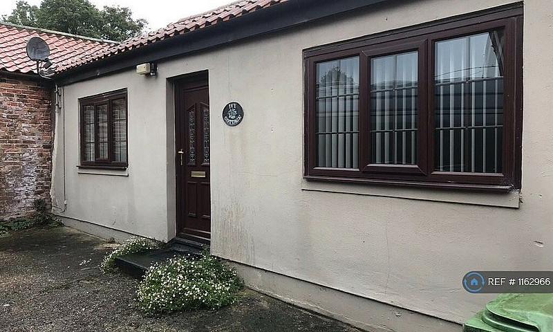 1 Bedroom House In H...