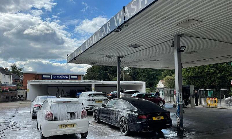 Hand Carwash & Garag...