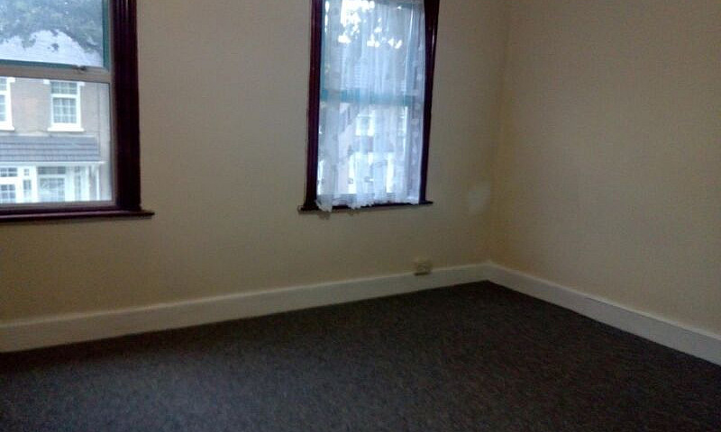 Immaculate 3/4 Bedro...
