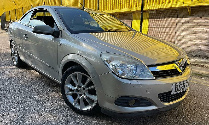 Vauxhall Astra Twint...