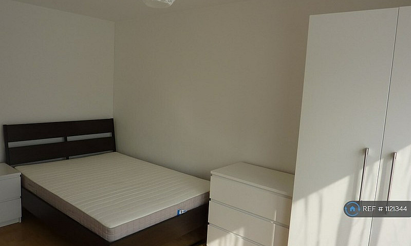 5 Bedroom Flat In Pa...