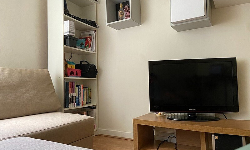1 Bedroom Flat Whall...