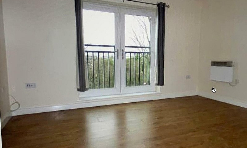 2 Bedroom Flat In Ka...