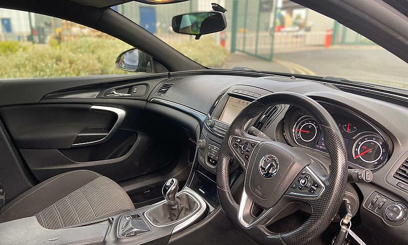 Vauxhall Insignia 2....