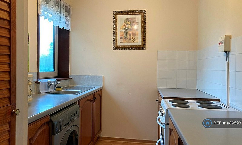 1 Bedroom Flat In No...