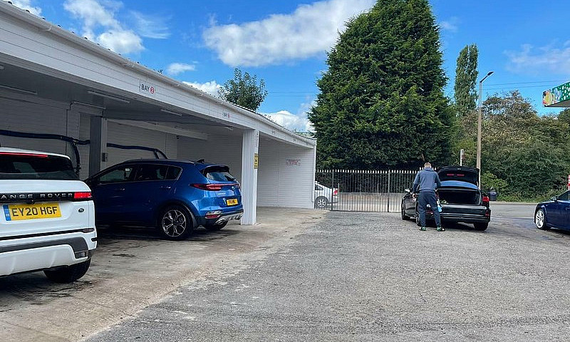 Hand Carwash & Garag...