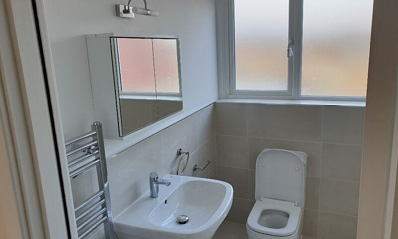 Modern 1 Bed Flat Fo...
