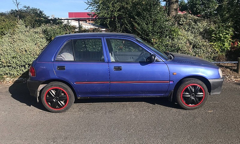 Daihatsu Charade 1.3...