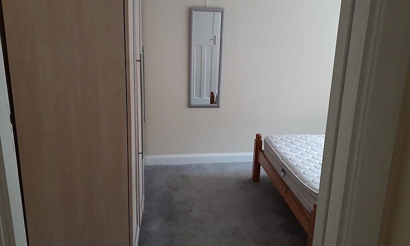 Superb One Bed Flat ...