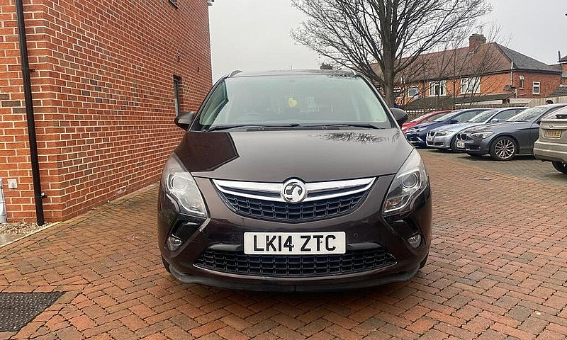 Vauxhall Zafira 2014...