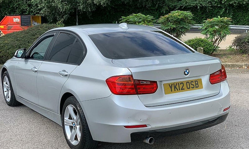 Bmw 318D 2012 Automa...