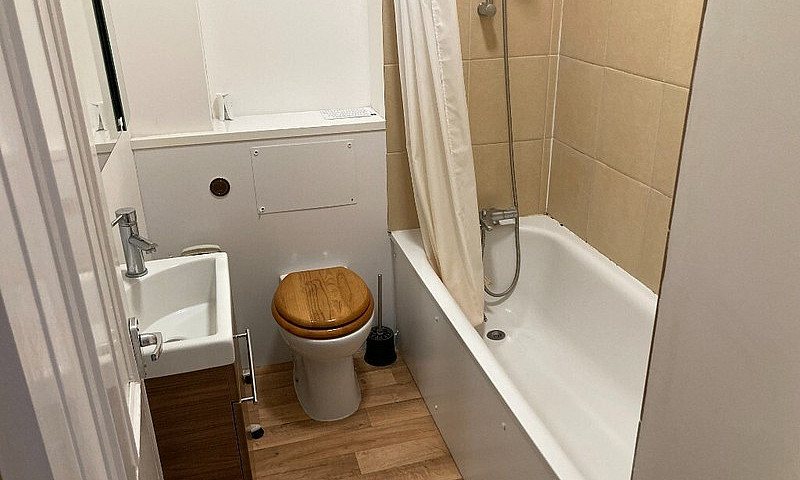 Converted 1 Bed Flat...