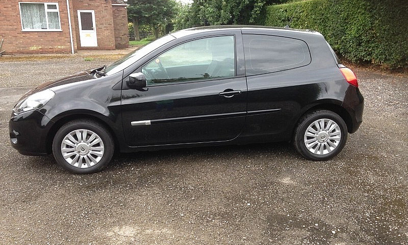 2012 Renault Clio Ex...