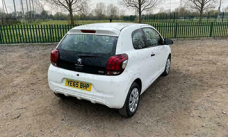 Peugeot 108 1.0 Petr...