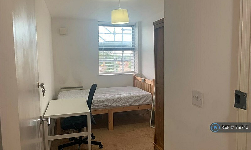 1 Bedroom In Romford...