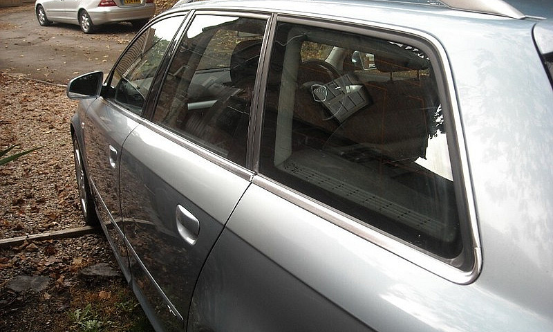 Audi A4 Avant 2.7 Td...