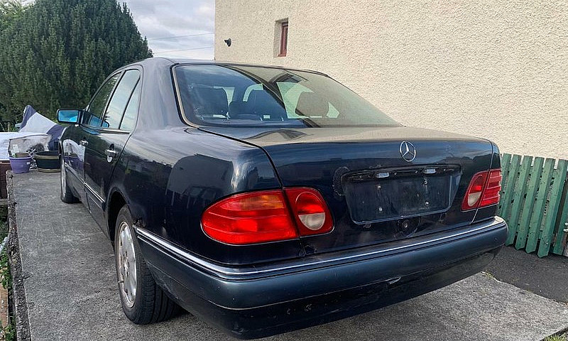 Mercedes E Class Lhd...