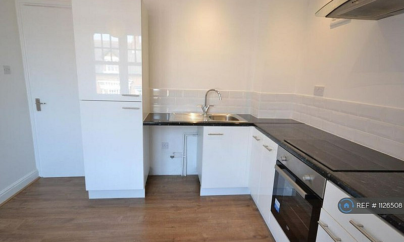 1 Bedroom Flat In Cr...