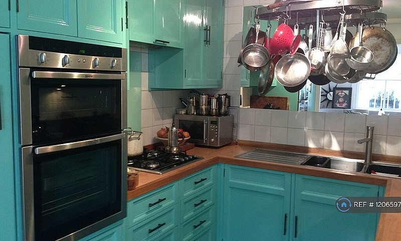 3 Bedroom House In P...