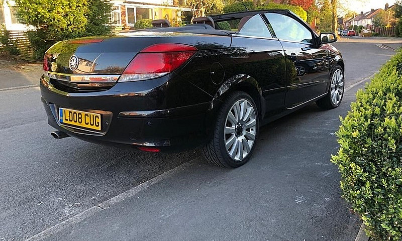 Vauxhall Astra Twint...