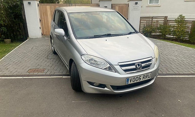 Honda-Frv-2.0 Petrol...